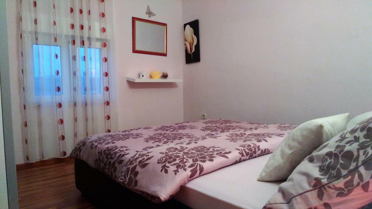 Apartments Annie Rogoznica  Extérieur photo