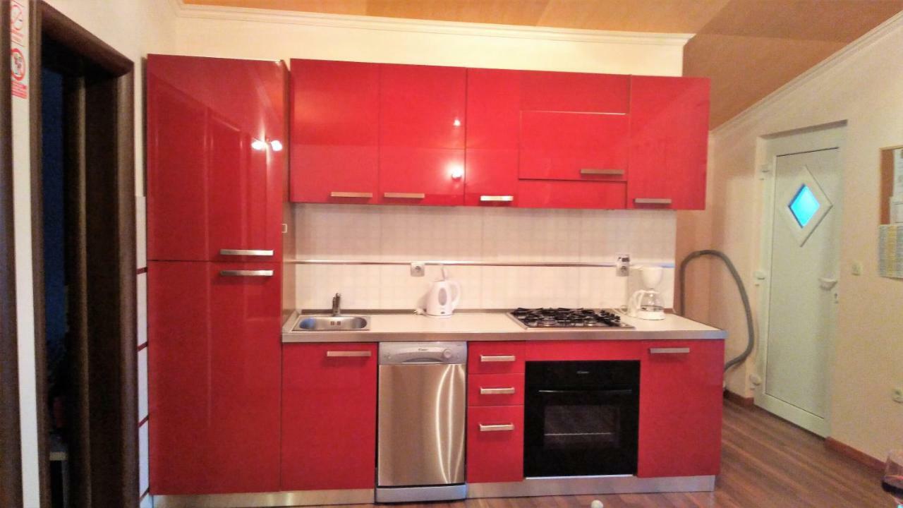 Apartments Annie Rogoznica  Extérieur photo