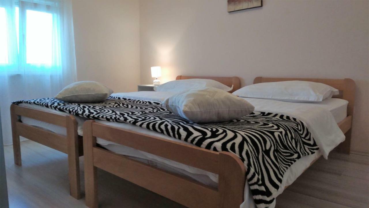 Apartments Annie Rogoznica  Extérieur photo
