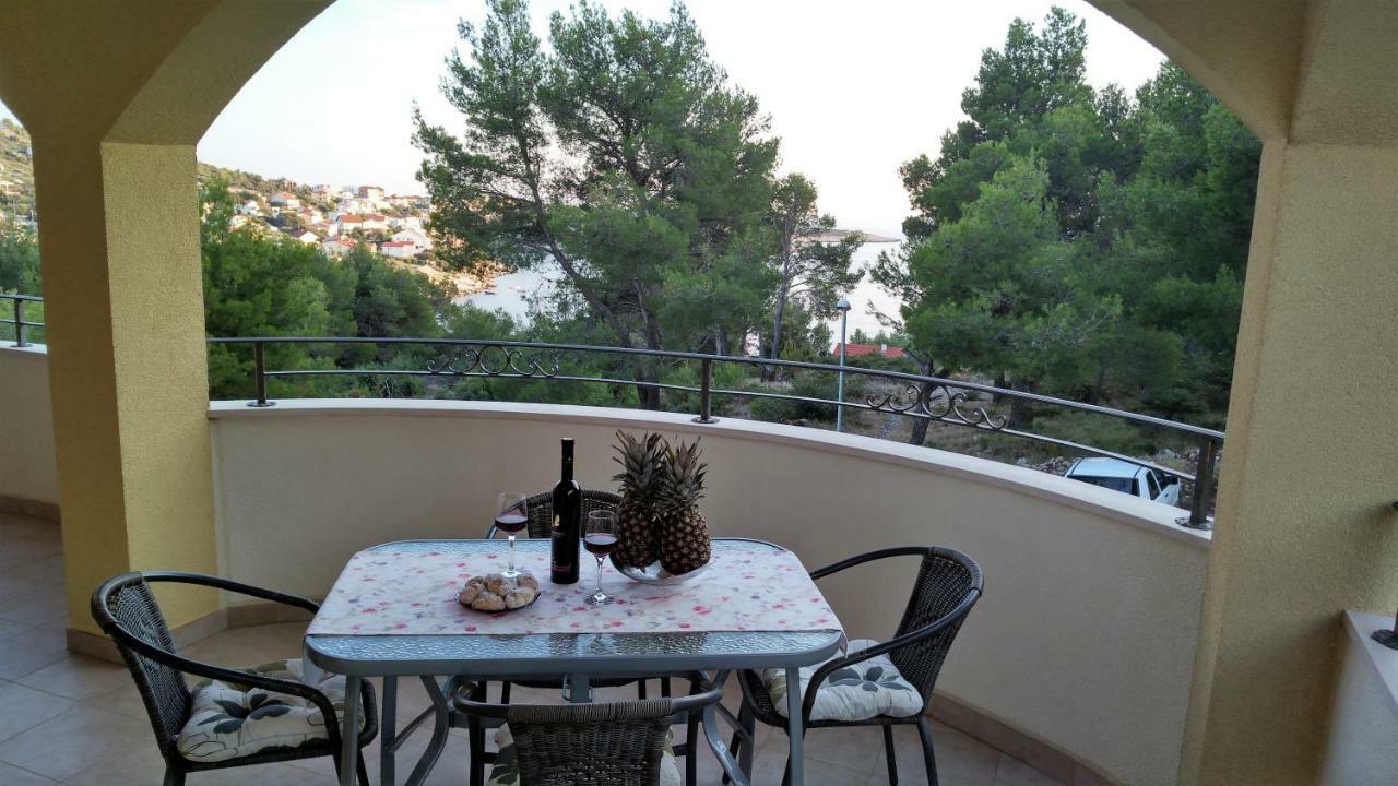 Apartments Annie Rogoznica  Extérieur photo